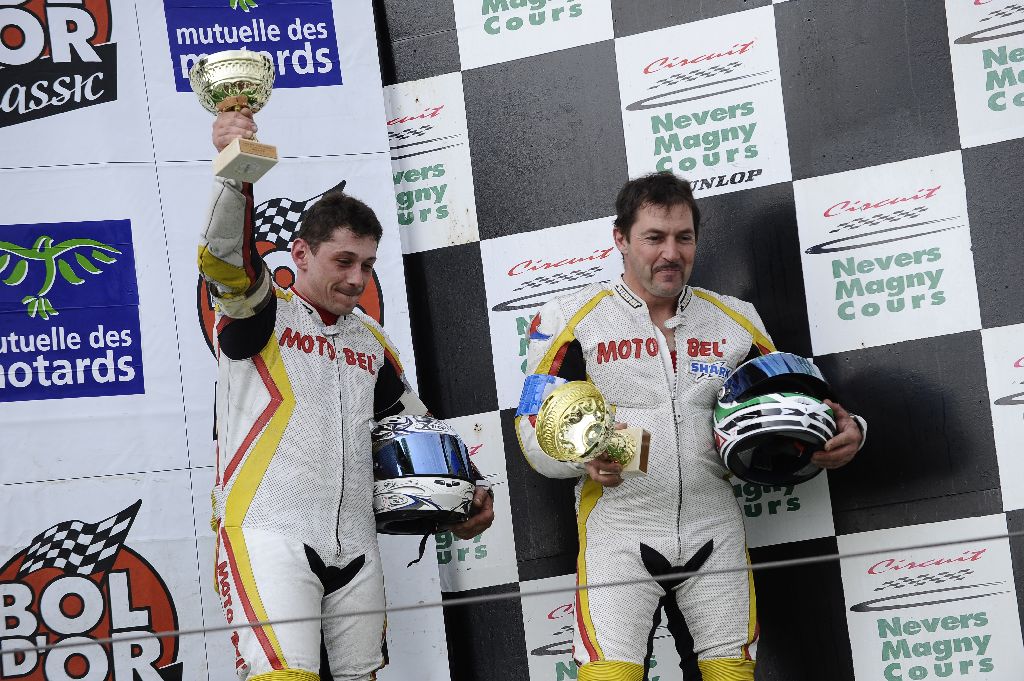 podium 3